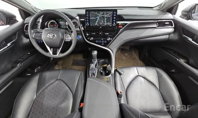 Toyota Camry 2021