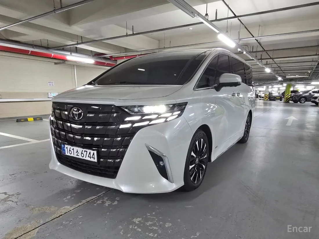 Toyota Alphard 2024