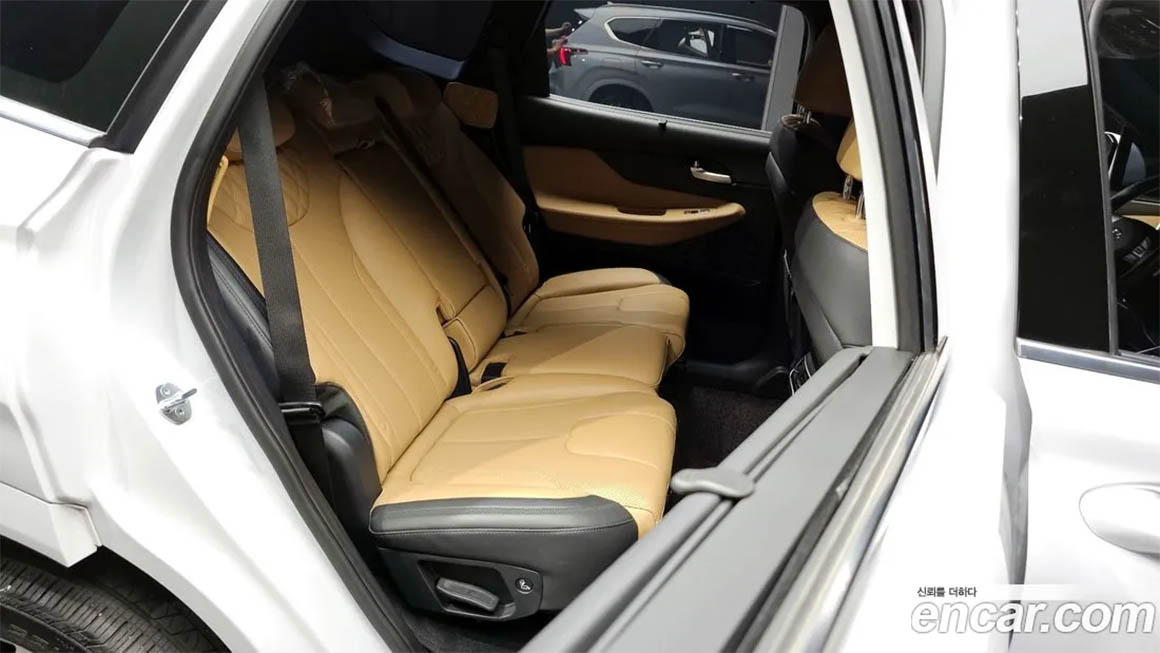 Hyundai Santa Fe 2023