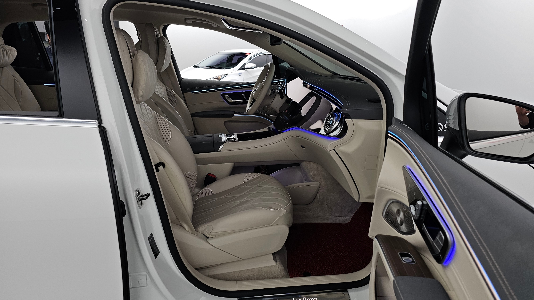 Mercedes EQS 2023