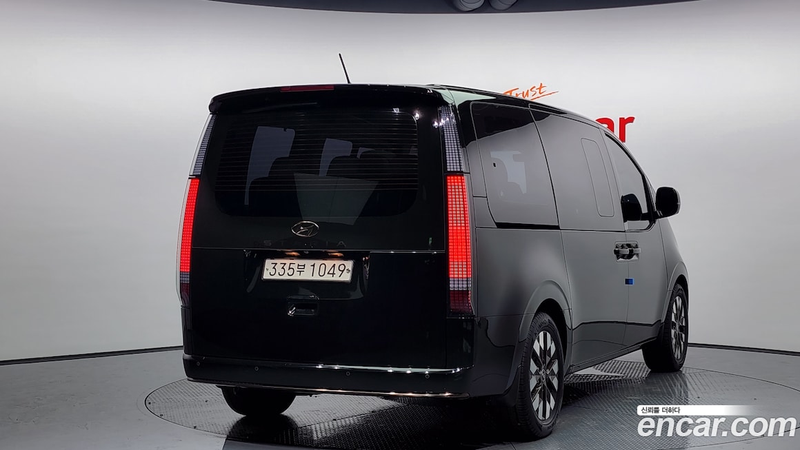 Hyundai Staria 2021