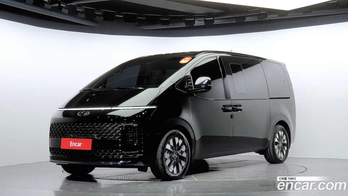 Hyundai Staria 2021