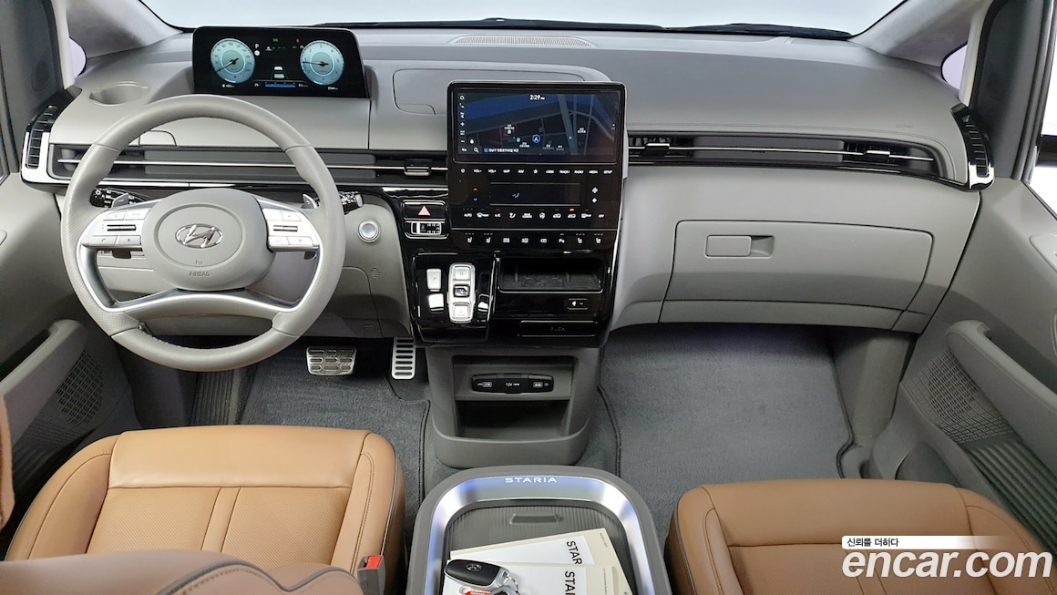 Hyundai Staria 2021