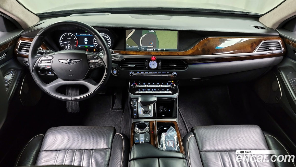 Genesis EQ900 2018