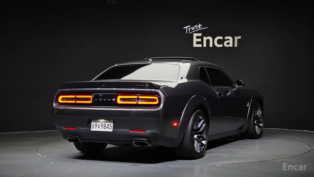 Dodge Challenger 2021