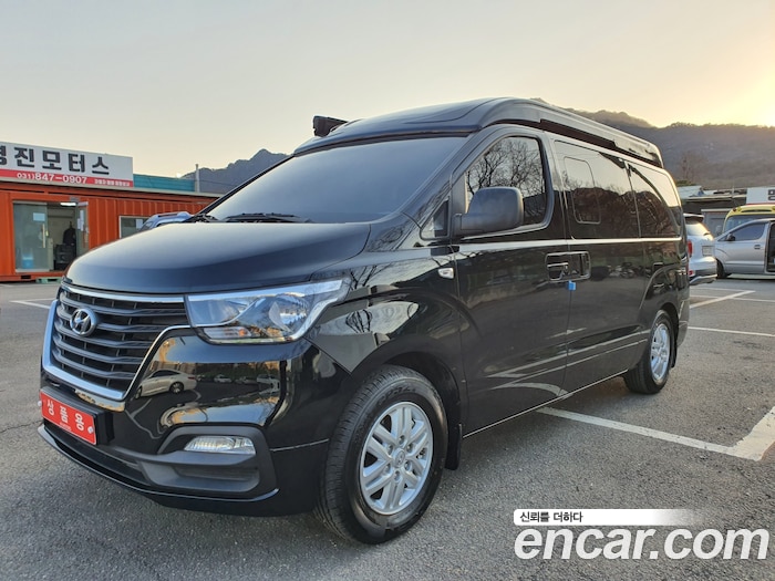 Hyundai Grand Starex 2021