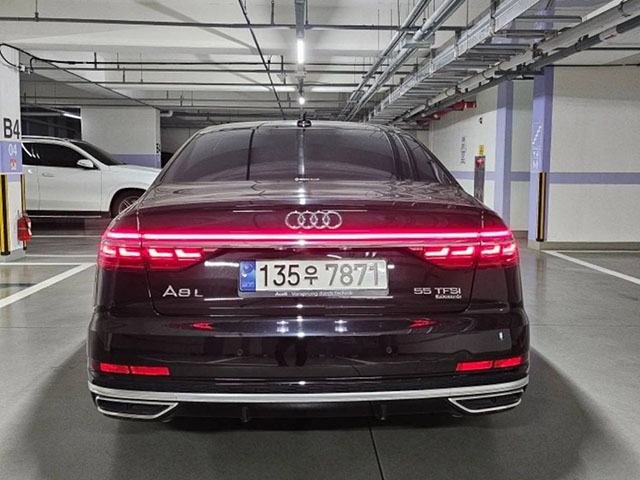 Audi A8 2021