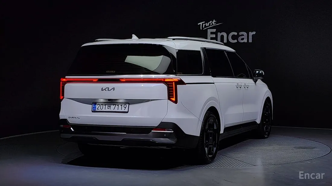 Kia Carnival 2023