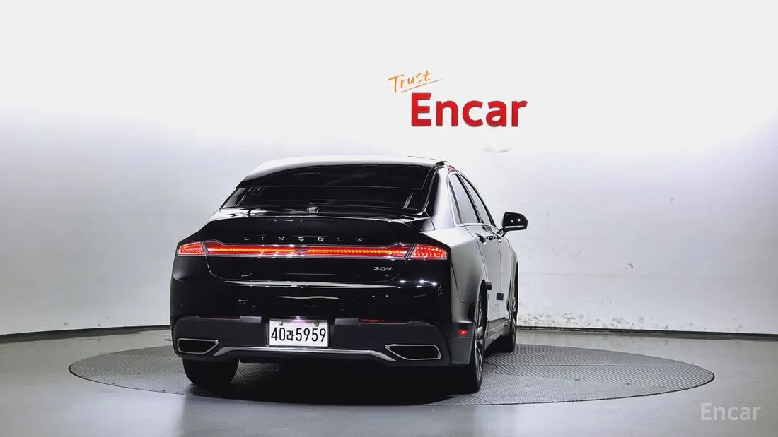Lincoln MKZ 2019