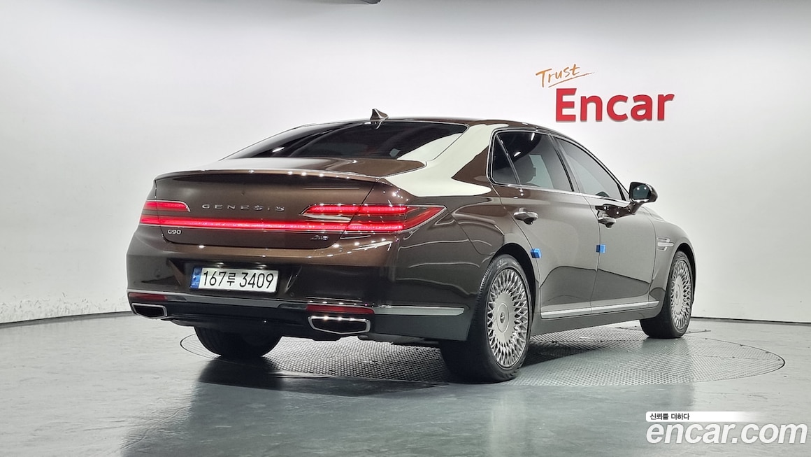 Genesis G90 2021