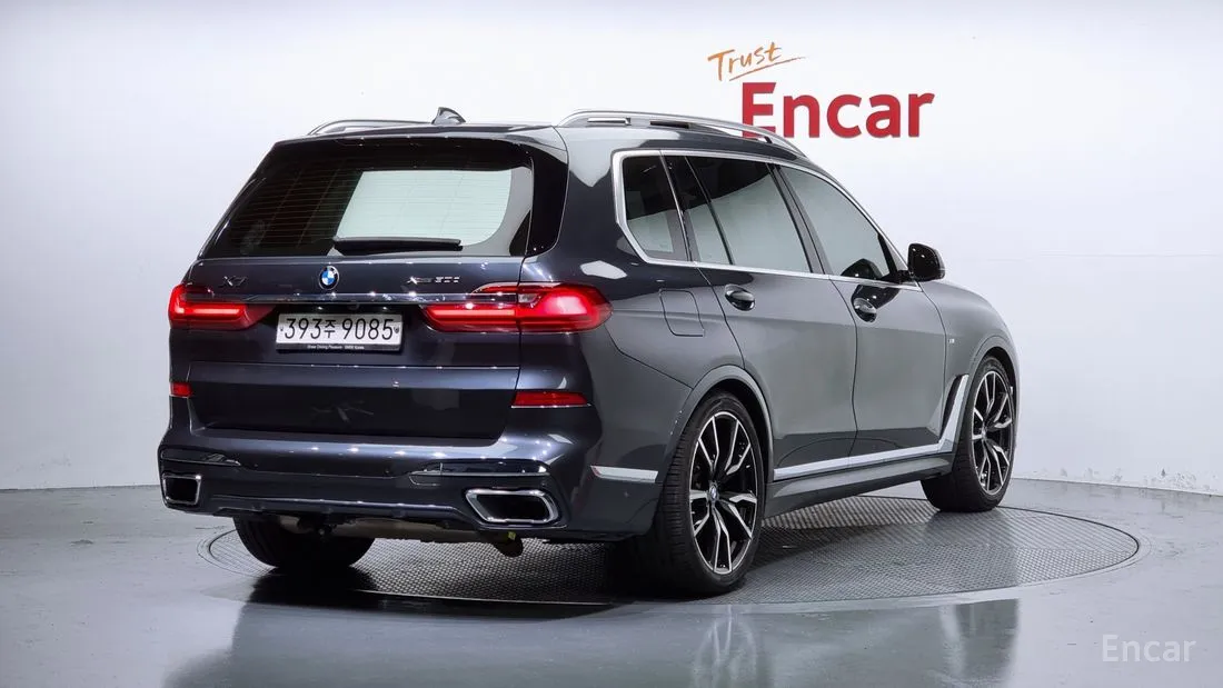 BMW X7 2020