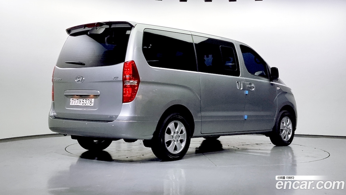 Hyundai Grand Starex 2018