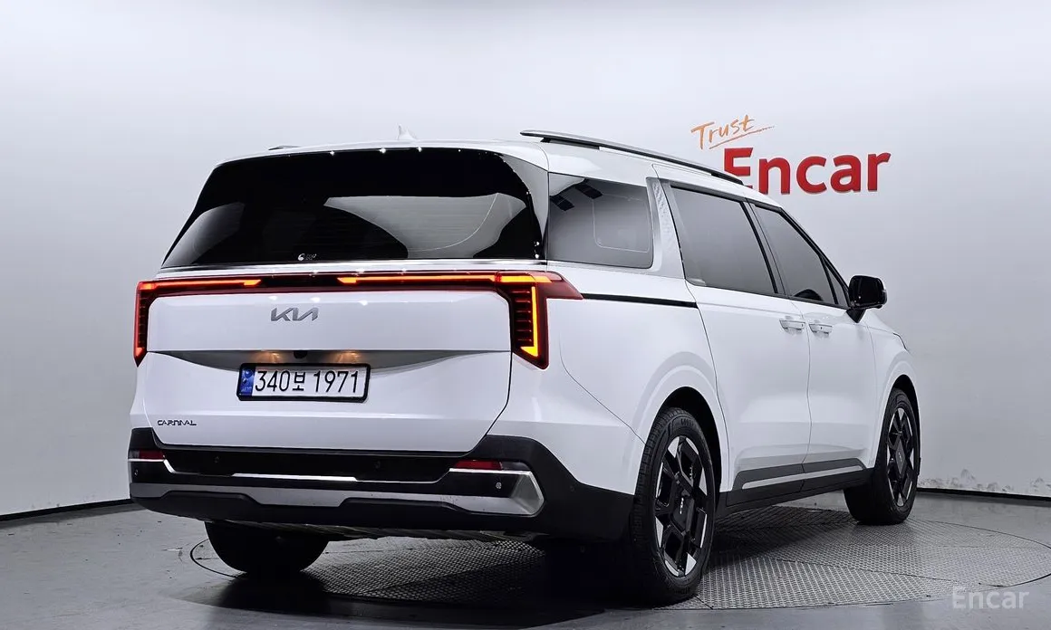 Kia Carnival 2024