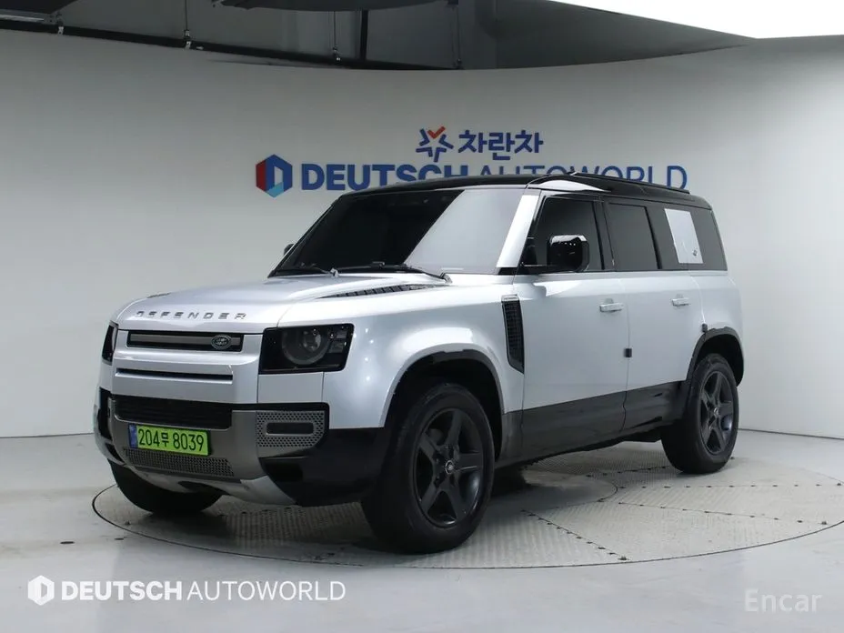 Land Rover Defender 2024