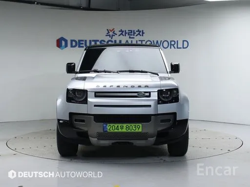 Land Rover Defender 2024