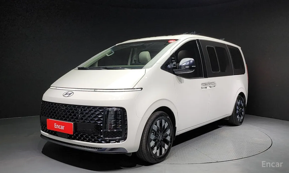 Hyundai Staria 2024