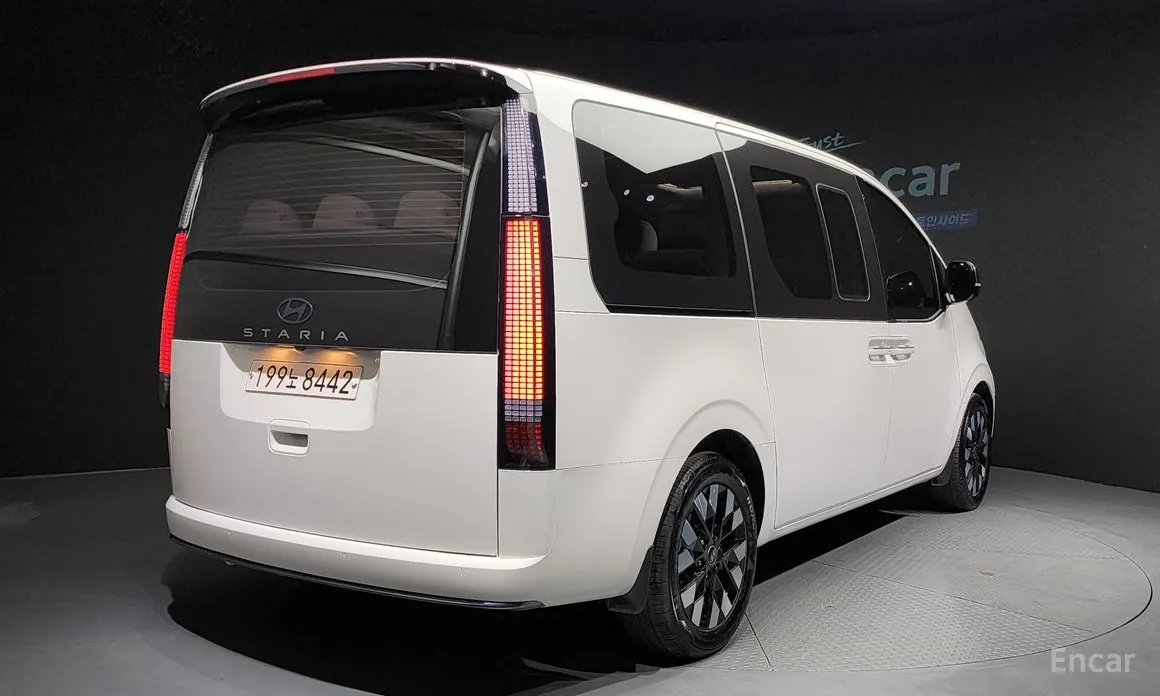 Hyundai Staria 2024
