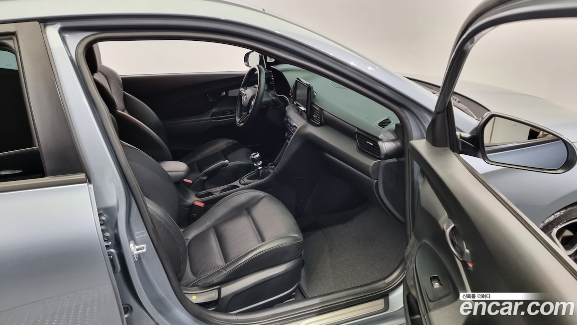 Hyundai Veloster 2018