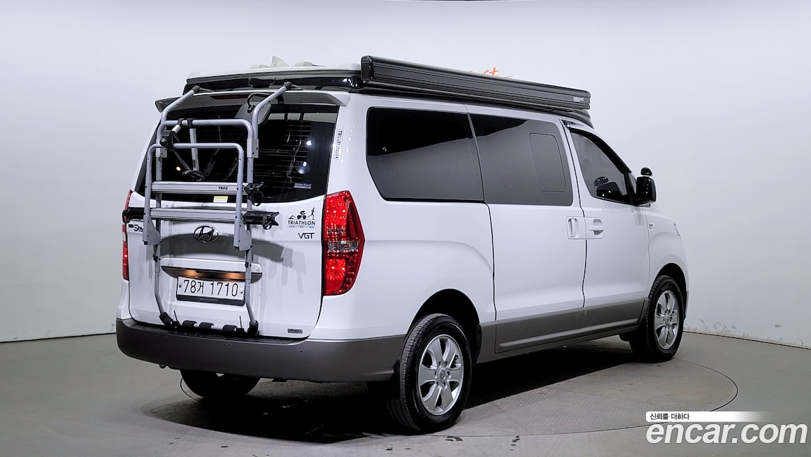 Hyundai Grand Starex 2020