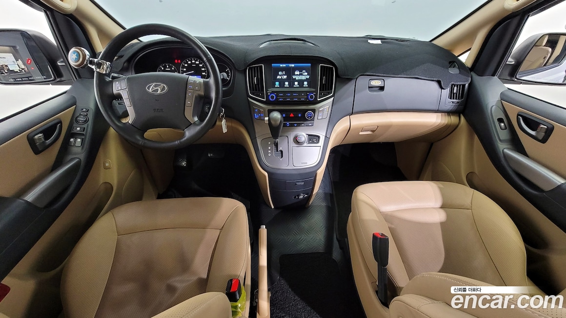 Hyundai Grand Starex 2020