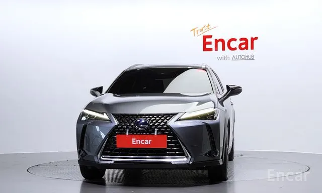 Lexus UX 2022