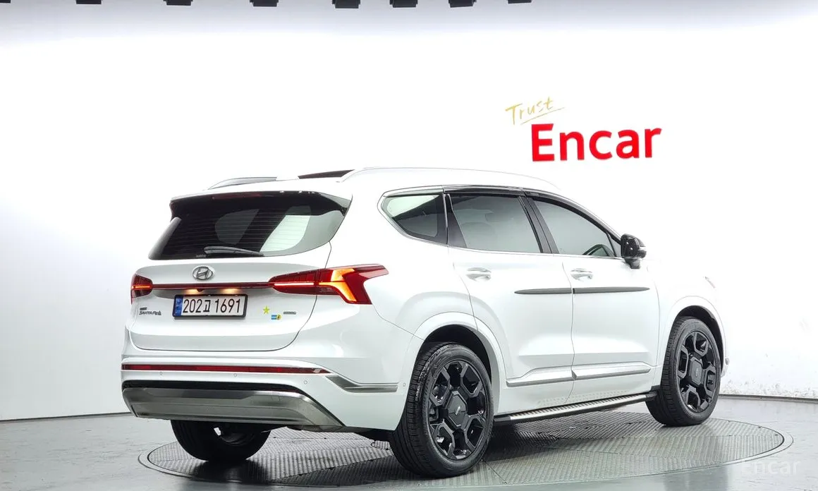 Hyundai Santa Fe 2023