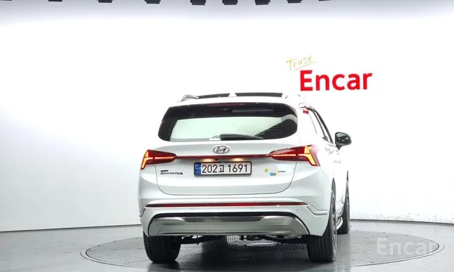 Hyundai Santa Fe 2023