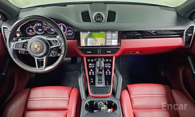 Porsche Cayenne 2021