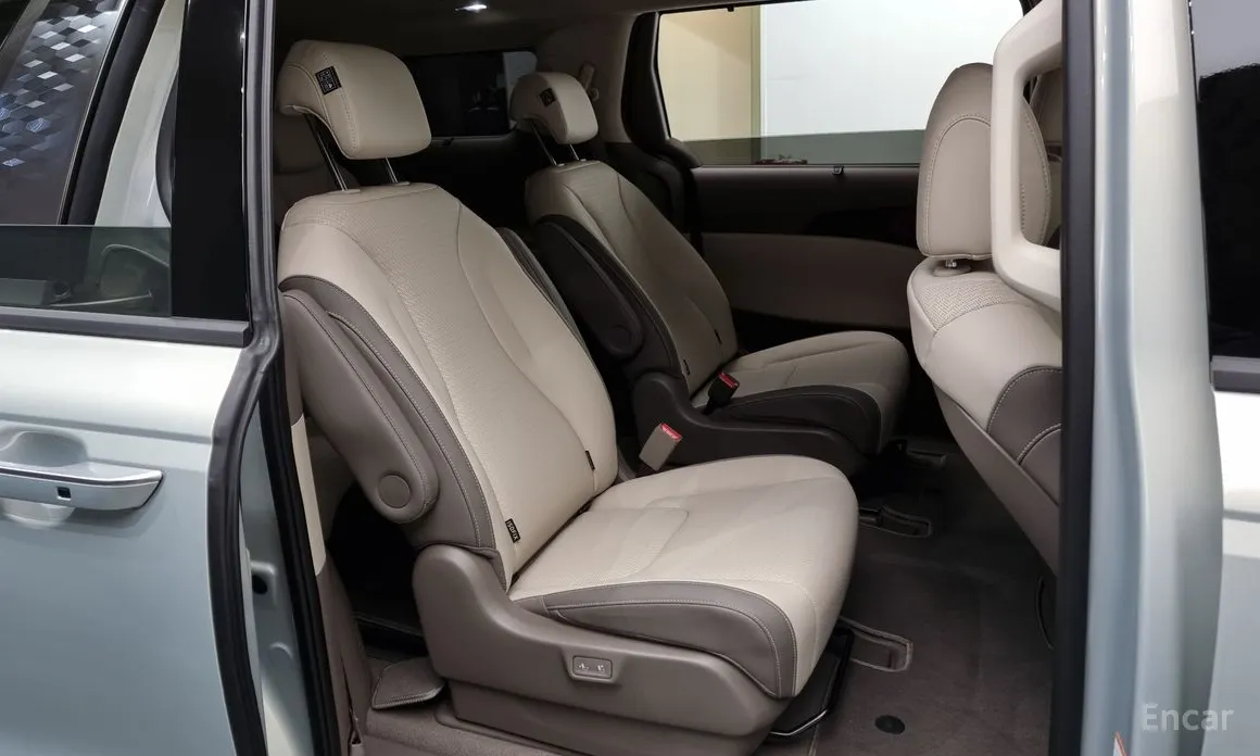 Kia Carnival 2025
