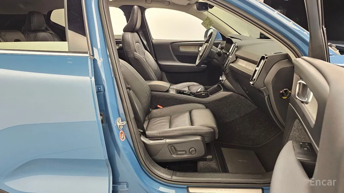 Volvo XC40 2022