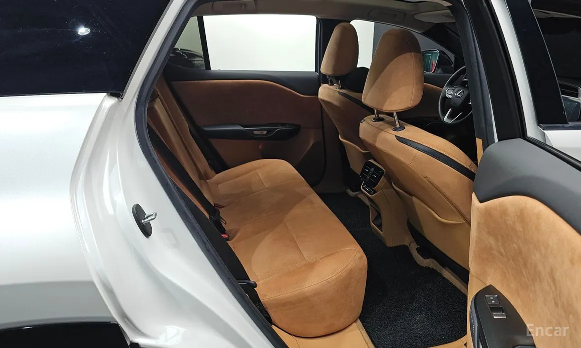 Lexus RZ 2023