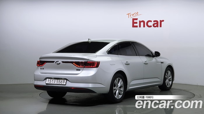 Renault SM6 2018