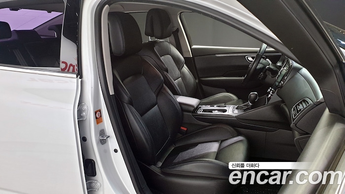 Renault SM6 2018