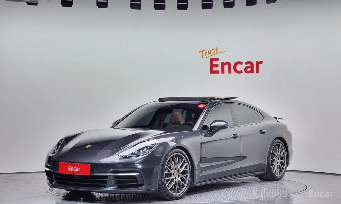 Porsche Panamera 2020