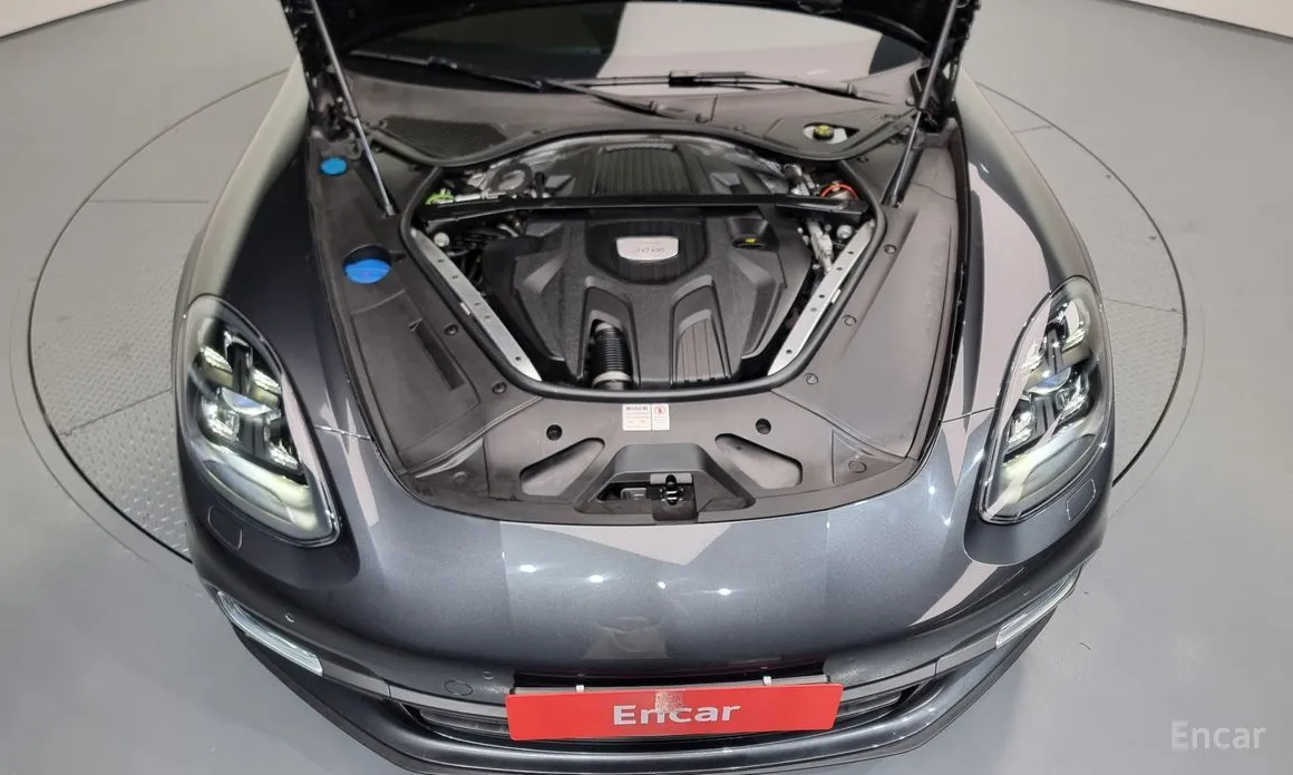 Porsche Panamera 2020
