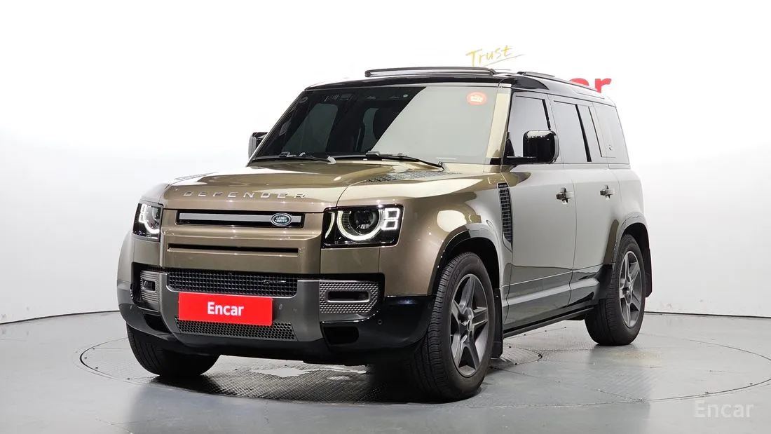 Land Rover Defender 2022