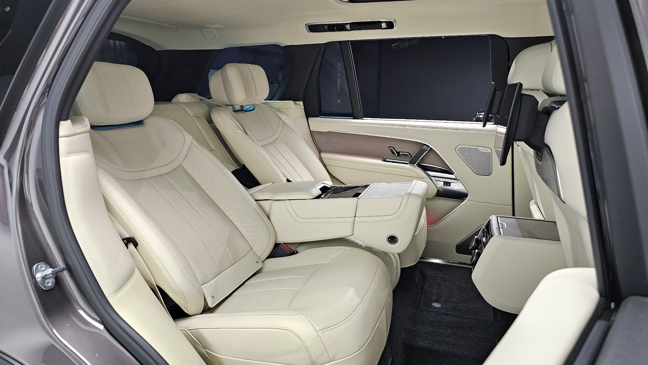 Land Rover Range Rover 2023