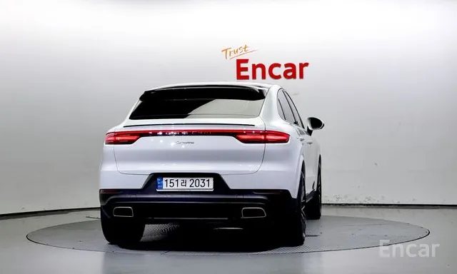 Porsche Cayenne 2021