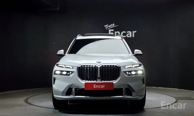 BMW X7 2024