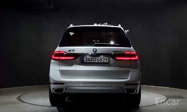 BMW X7 2024