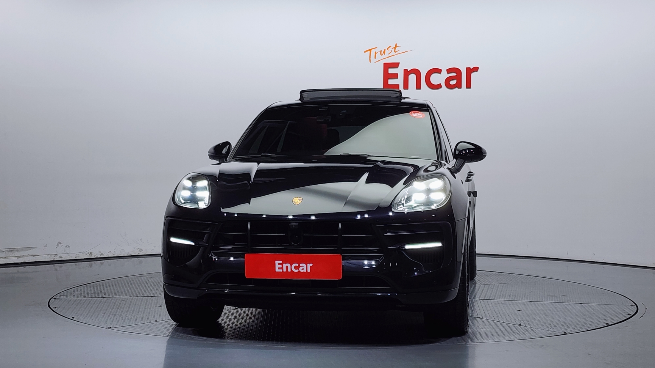 Porsche Macan 2021