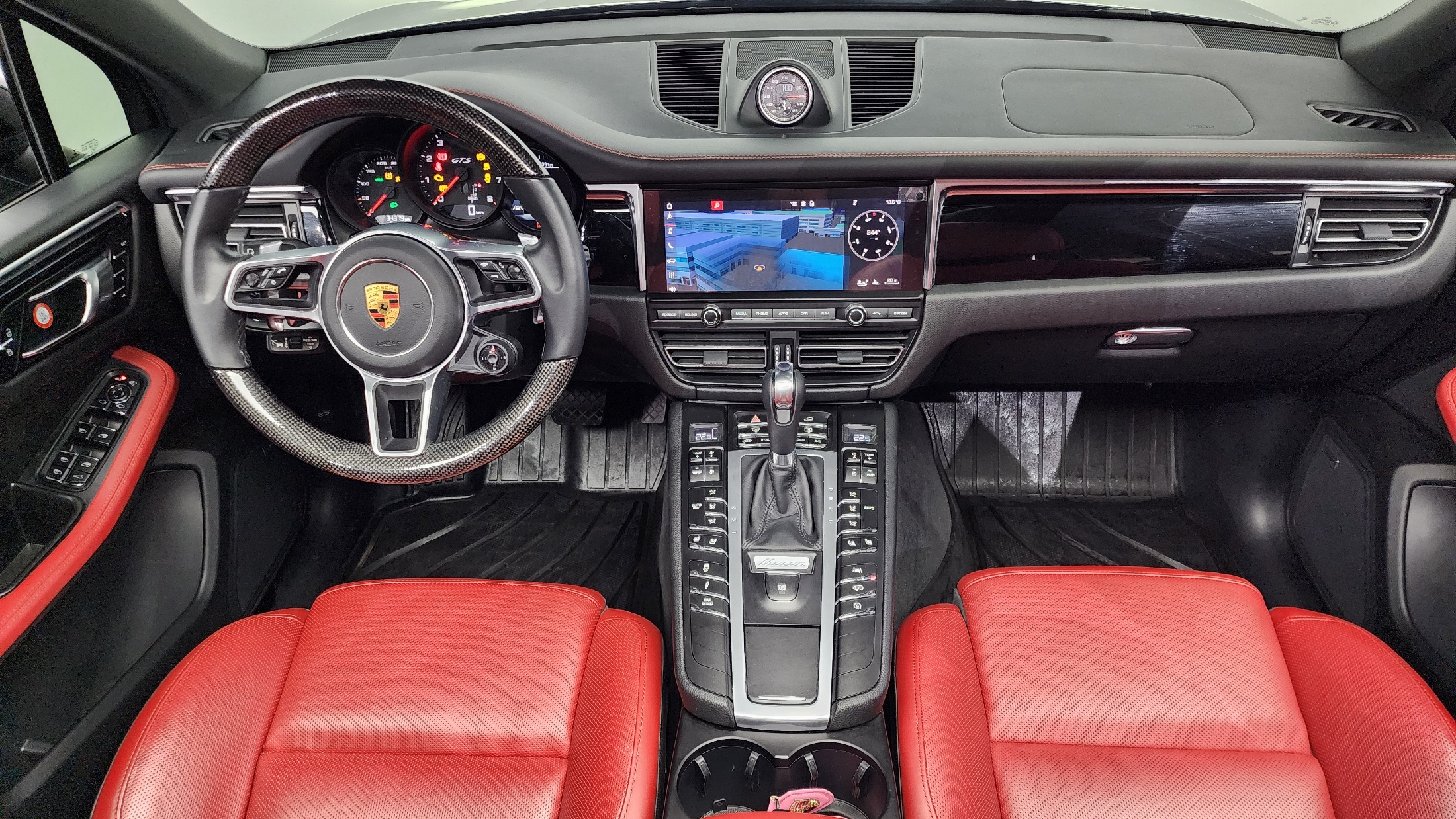 Porsche Macan 2021