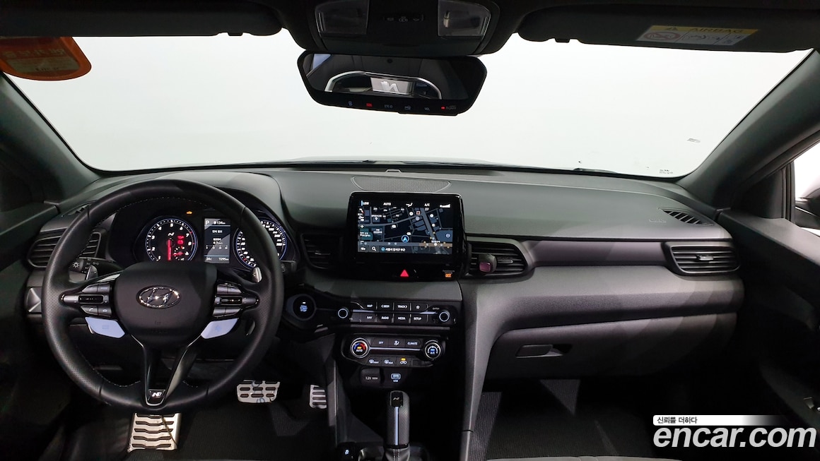 Hyundai Veloster 2021