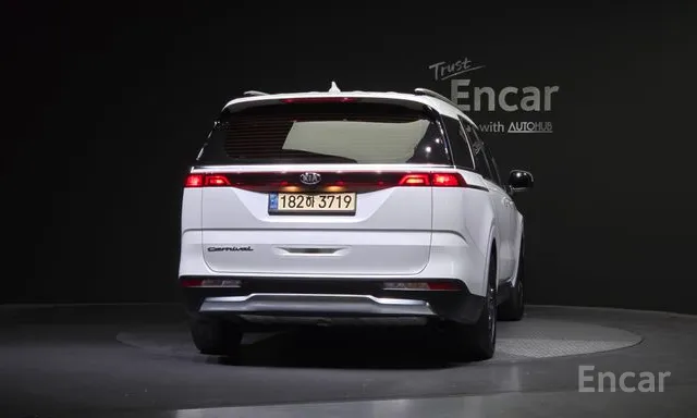Kia Carnival 2021