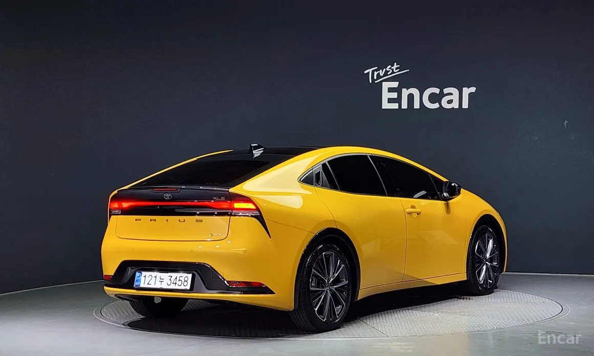 Toyota Prius 2024