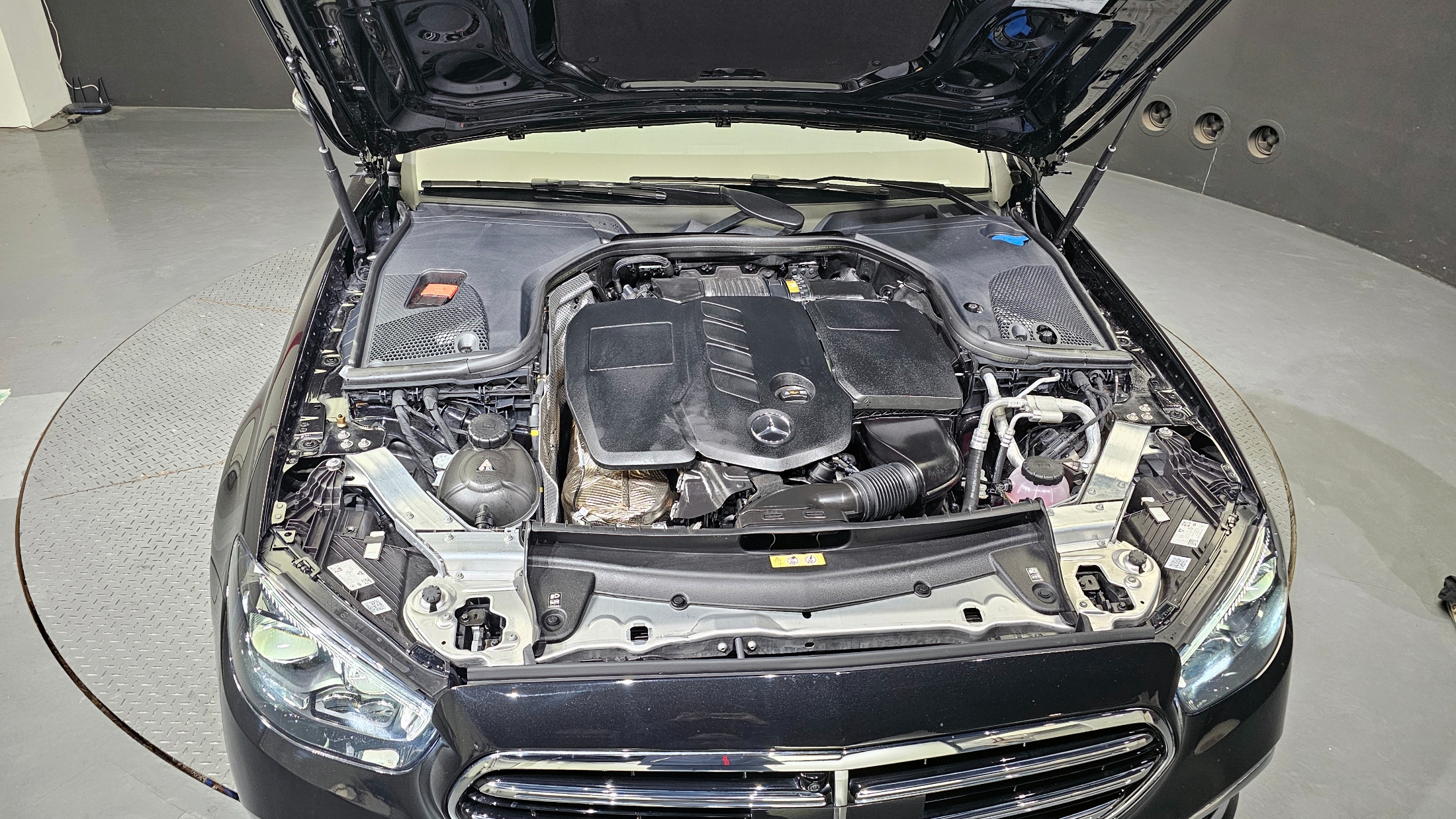 Mercedes E-Class 2023