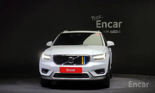 Volvo XC40 2022
