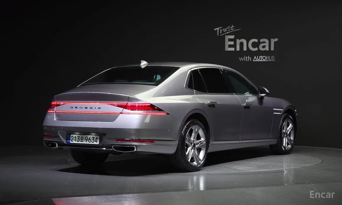 Genesis G90 2023