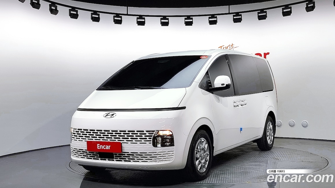 Hyundai Staria 2022
