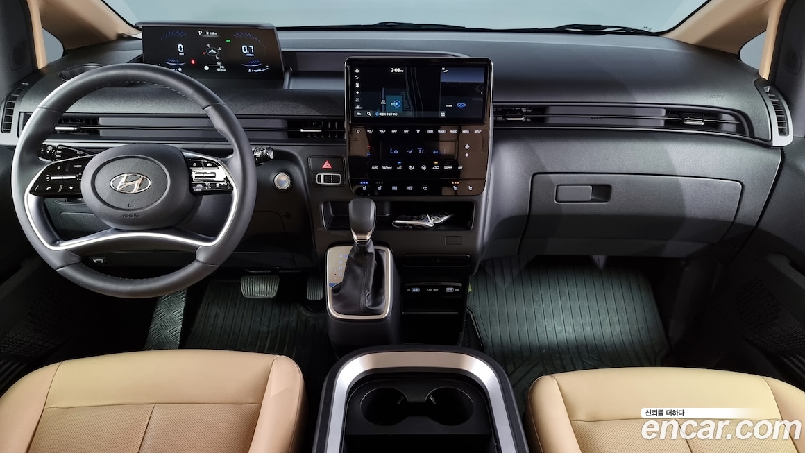 Hyundai Staria 2022